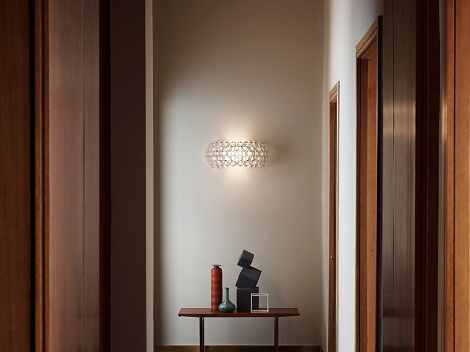 Come scegliere le lampade da parete per la casa